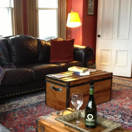 A Seafaring Maiden Bed And Breakfast-3